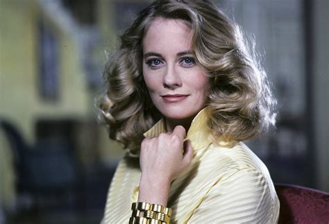 sybil shepard nude|Cybill Shepherd: Nude and Lesbian .